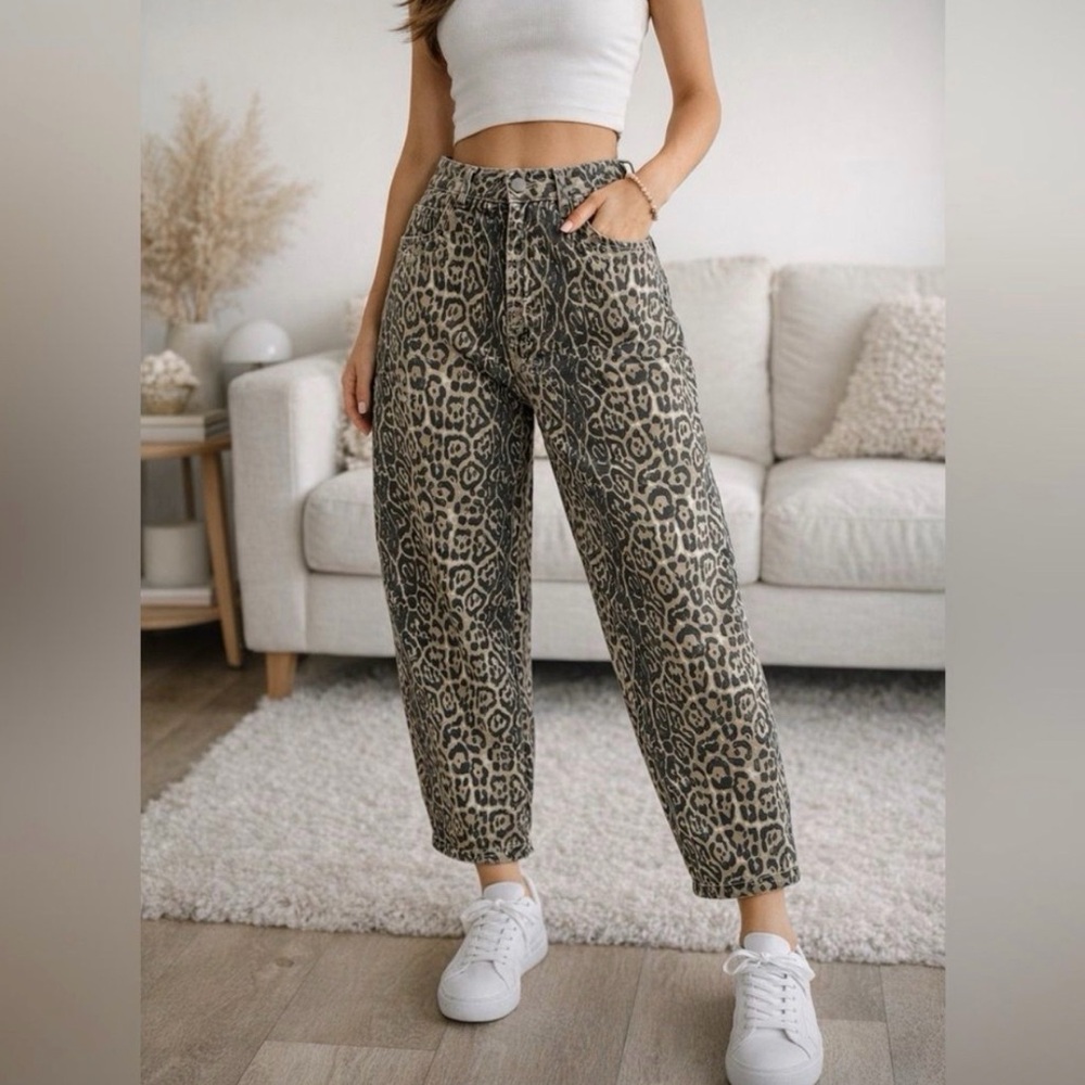 Ashley Mason Women’s Leopard Print Barrel Jeans High Rise Baggy Ankle Size 3/26
